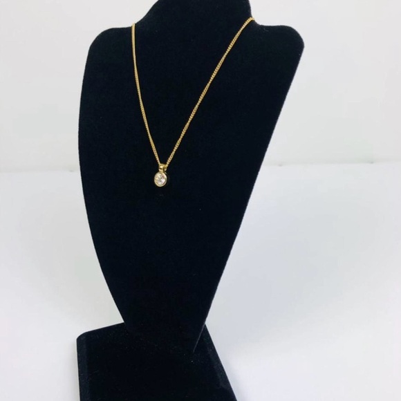 🔥Pristine condition Dior encrusted pendent necklace with original box🔥 - Picture 5 of 5